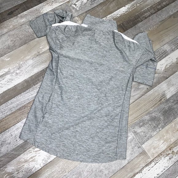 Women's Under Armour Loose AllSeason Gear Asymmetrical Hotshot 1/2 Zip - Small - Picture 2 of 11